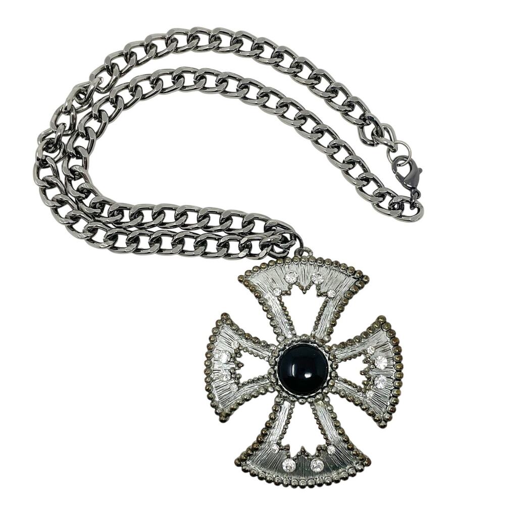 Y2K Silver Tone Large Maltese Style Cross Pendant Chain Necklace Black Cabochon